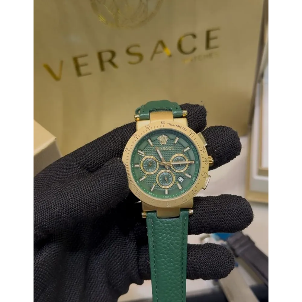 buy-trendy-versace-watch-for-men-cs4552.webp