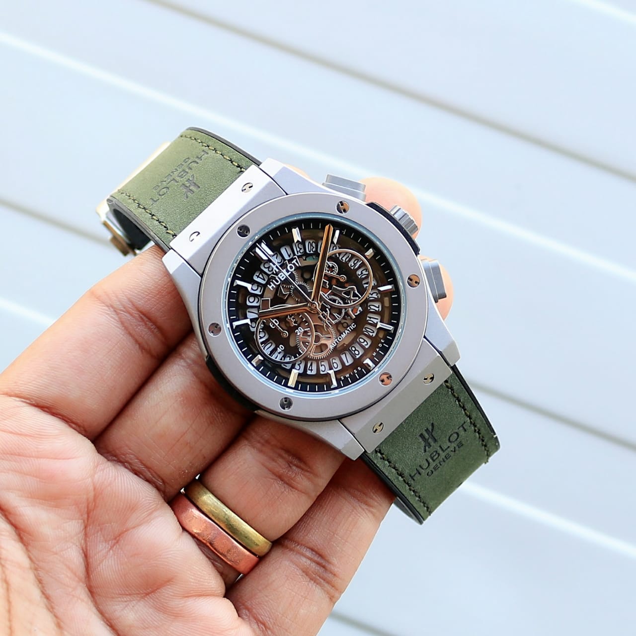 Hublot Big Bang Men’s Quartz Swiss Watch Hublot Big Bang Men’s Quartz Swiss Watch