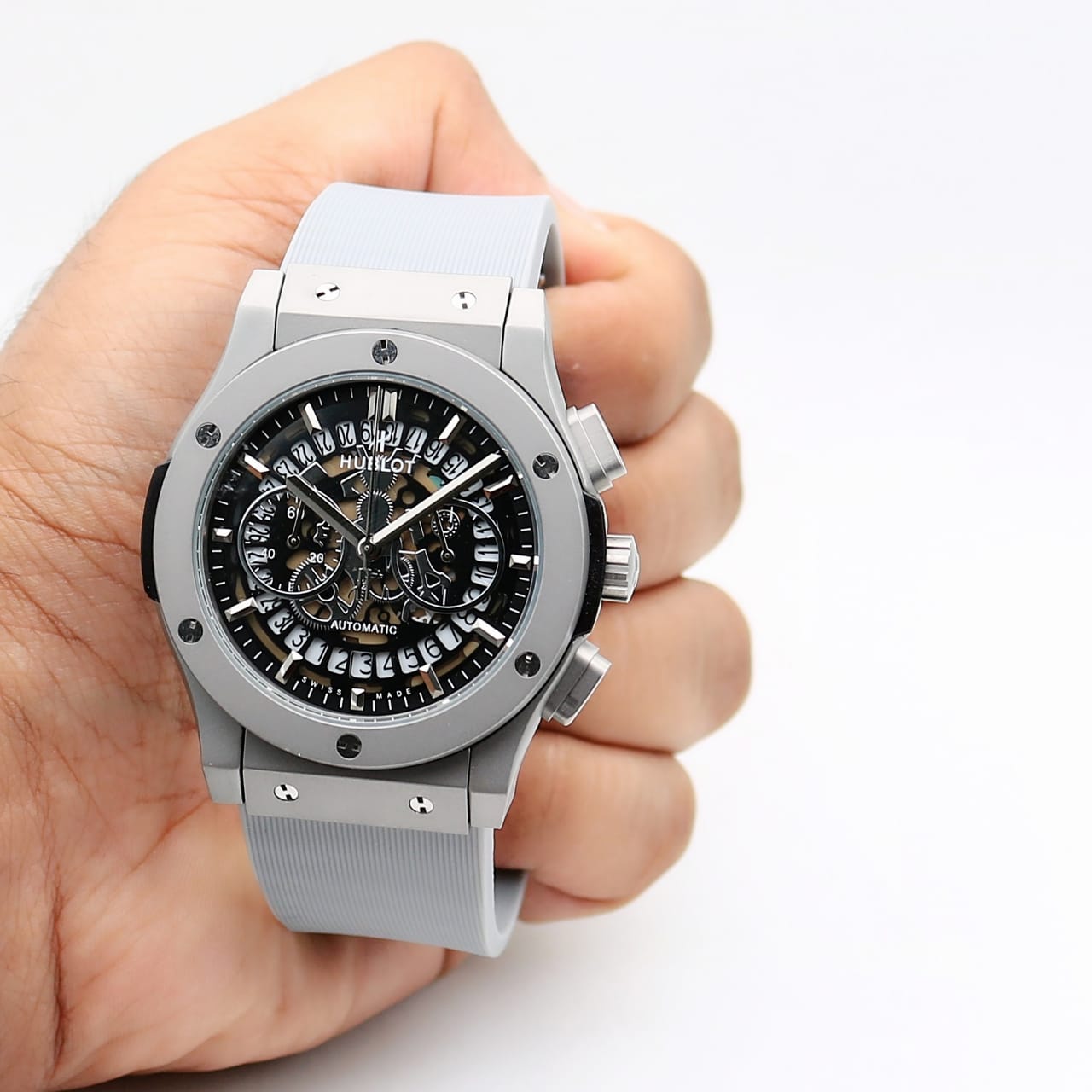 Hublot Men’s Quartz Swiss Watch Hublot Men’s Quartz Swiss Watch