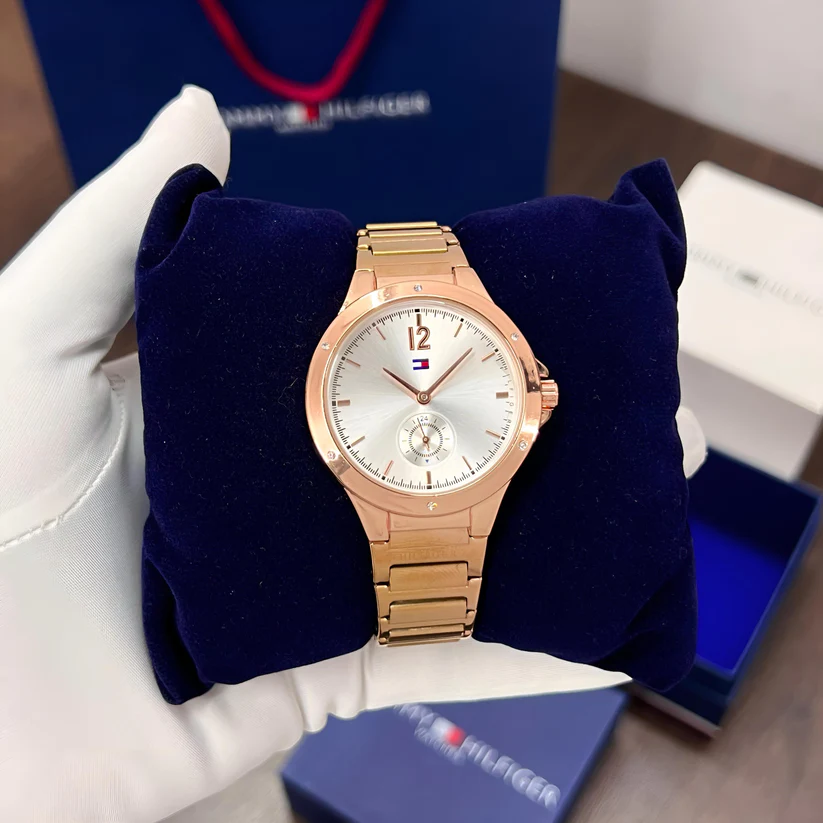 Tommy Hilfiger Modern Rose Gold Analog First Copy Watch Tommy Hilfiger Modern Rose Gold Analog First Copy Watch