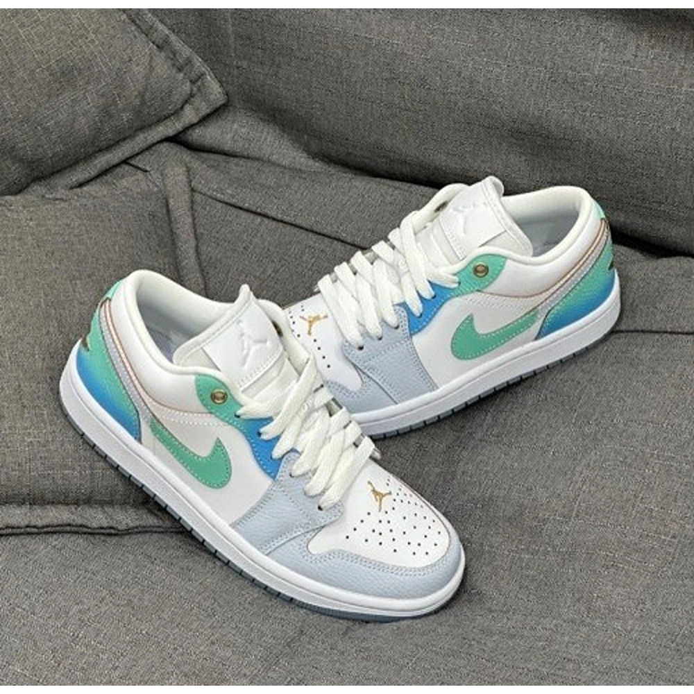 1-Jordan-Retro-1-Low-SE-Emerald-Rise-3199-2.webp