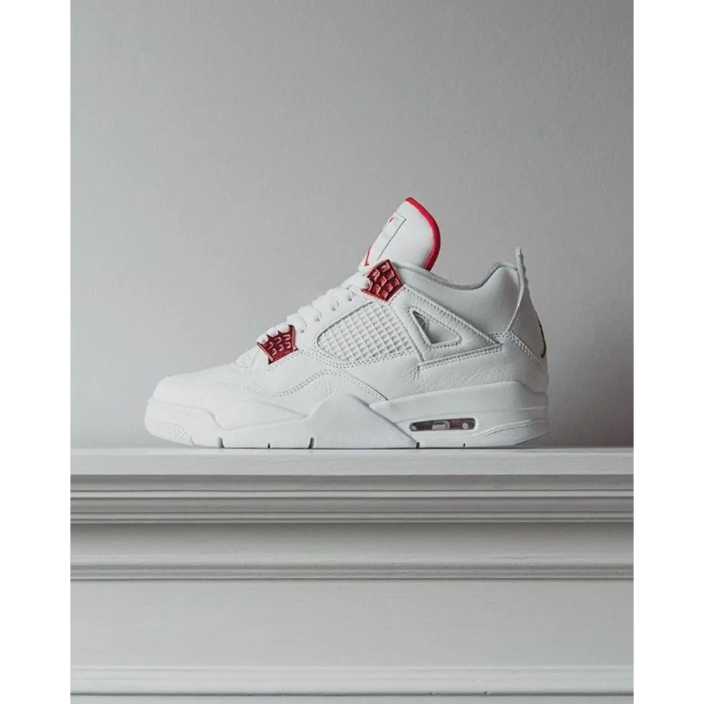 1-Nike-air-jordan-retro-4-red-metallic-3699.webp