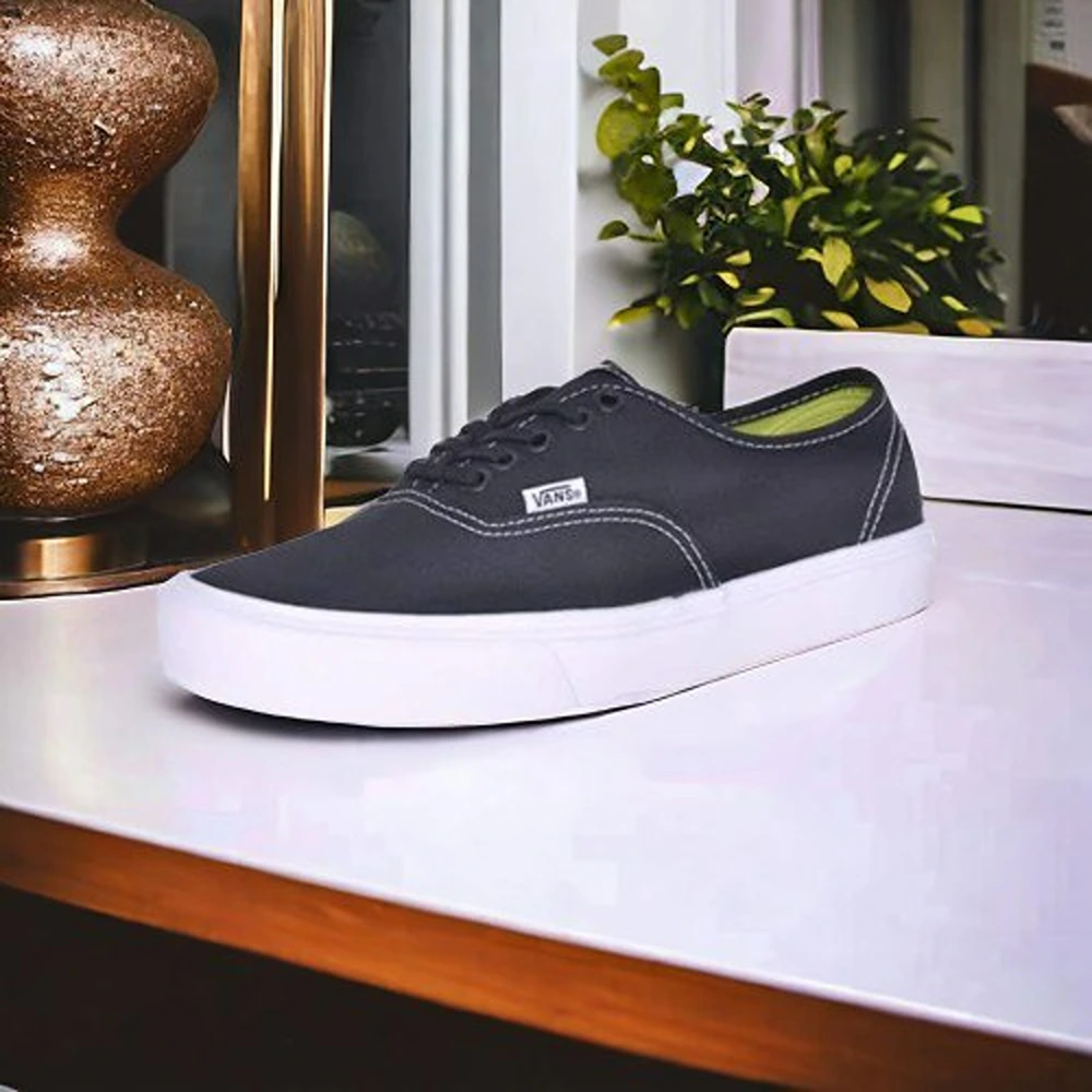 13-Vans-Classis-LXVI-Authentic-Black-White-For-Mens-1699-7.webp