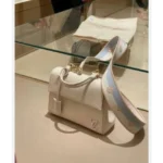 First Copy Louis Vuitton Cluny Mini Bag with Box (DW967)