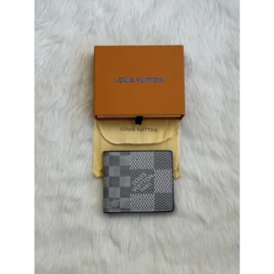 Imported Louis Vuitton Wallet with Brand Box (SL500)