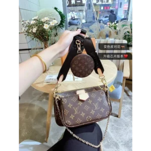 Imported Louis Vuitton Pochette with Box (UPS126)