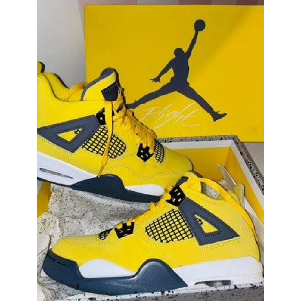 3-Air-Jordan-Retro-4-Lighting-Yellow-3499-1.webp
