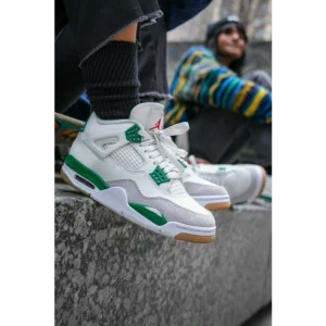 First Copy Nike Air Jordan Retro 4 Pine Green Shoes for Men (AME274)
