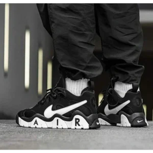 Imported Nike Barrage Low Black White Shoes for Men (AME255)