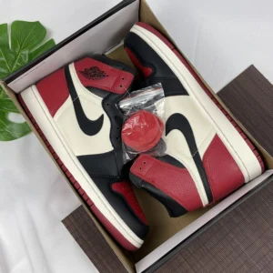Premium Nike Air Jordan Retro 1 Bred Toe Shoes for Men (BS329)