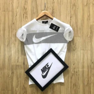 Men's Nike White Half Sleeves T-Shirt