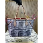 First Copy Louis Vuitton Handbag for Women (SL3391)