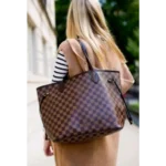 First Copy Louis Vuitton Handbag for Women (SL3388)