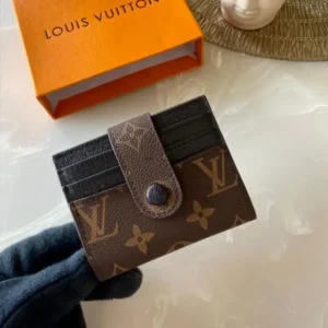 Classy Louis Vuitton Handbag for Women (SOS25571)