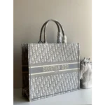 Imported Christian Dior Handbag for Women (SL3456)