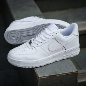 Nike Shoes : Men's Trendy Daily Wear Casual Shoes - White (BNK-2289263)