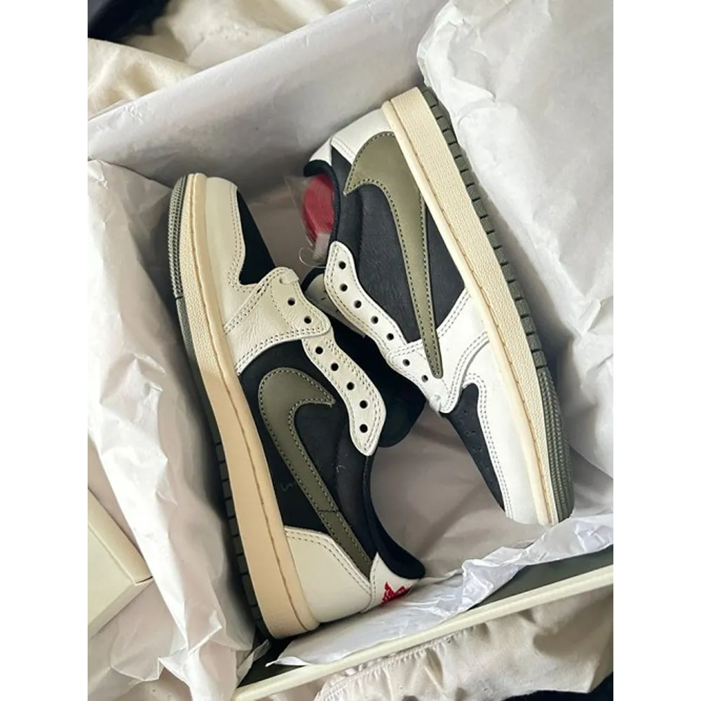 NIKE-AIR-JORDAN-RETRO-1-LOW-TRAVIS-SCOTT-OLIVE-3200.webp