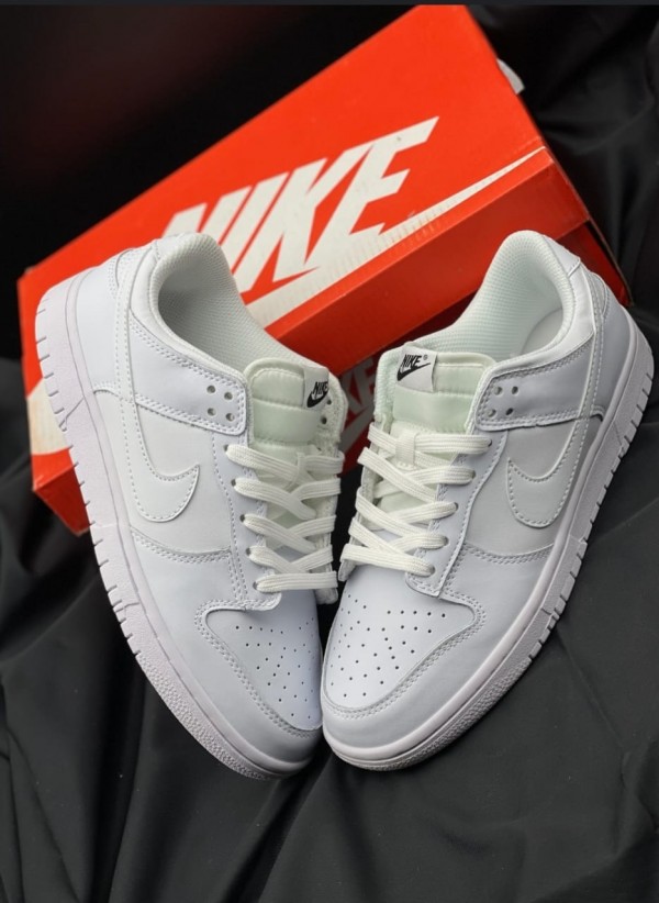 Nike SB Dunk Low Triple White First Copy Shoes