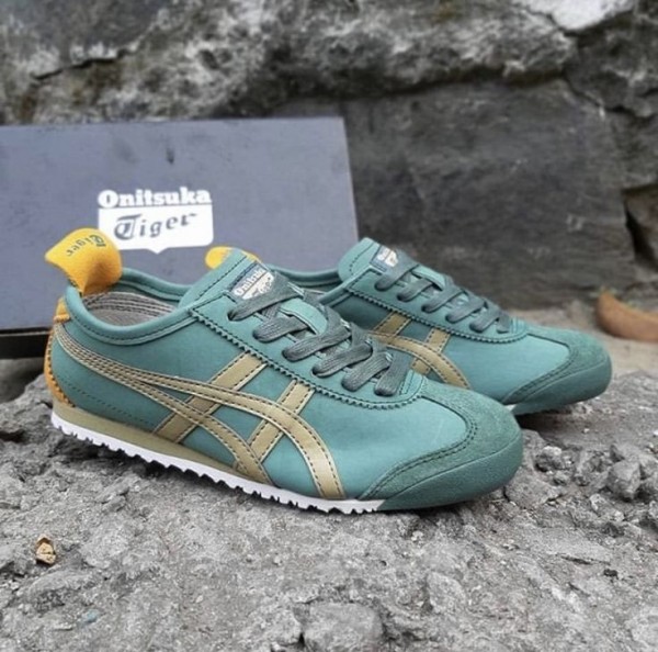Onitsuka Tiger Mexico 66 Green Safari First Copy Shoes WeftKart
