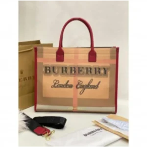 Premium Burberry Handbag For Women (SW5375)