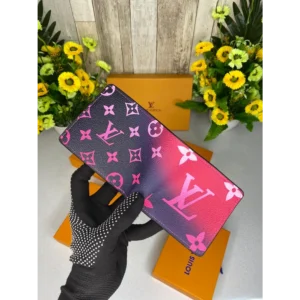 Trendy Louis Vuitton Wallet For Men (BT1856)