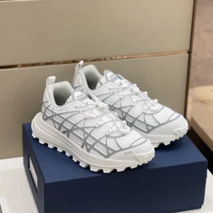 Premium Dior Christian B31 Runner White Shoes For Men (SW6192)
