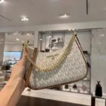 First Copy Michael Kors Handbag For Women (SW6836)