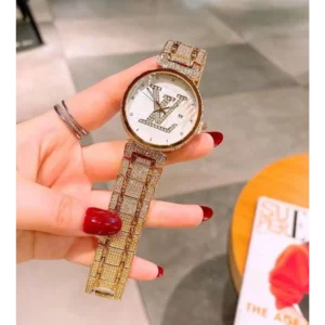 Stylish Louis Vuitton Watch For Women (SW7171)