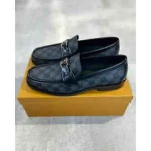 Classy Louis Vuitton Loafer Black 7 102 For Men (SOH391)