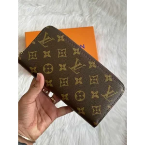 First Copy Louis Vuitton Wallet For Women (LUB176)