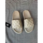 Trendy Louis Vuitton Flip Flop For Men (SF149)