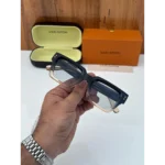 Stylish Louis Vuitton Sunglasses (SIS401)