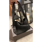 First Copy Bottega Veneta Handbag for Women (UPS105)