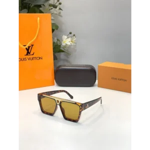 Stylish Men's Louis Vuitton Sunglasses (FF351)