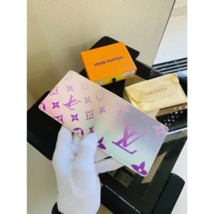 Premium Louis Vuitton Wallet for Men (HOF45)