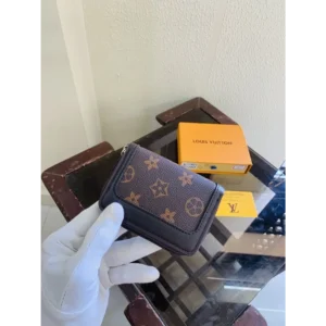 First Copy Louis Vuitton Wallet for Men (HOF47)
