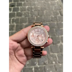 Trendy Michael kors Watch For Women (SG8579)