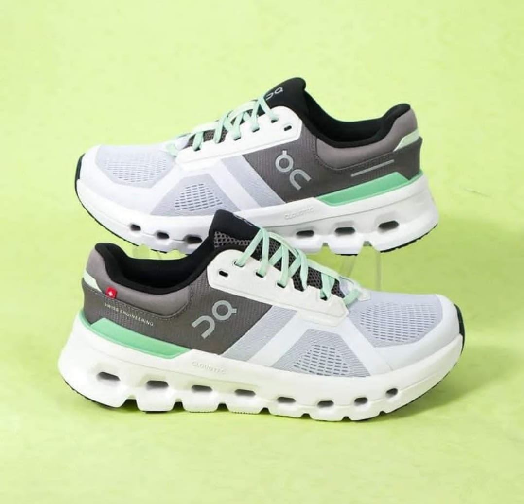 On Cloudrunner 2 Glacier Sage