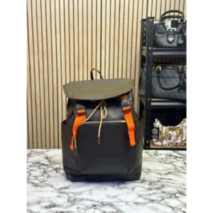 First Copy Coach Bagpack (J2639)
