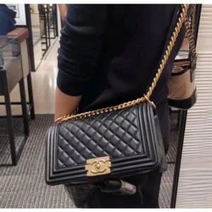 Classy Chanel Handbag For Women (FT2486)