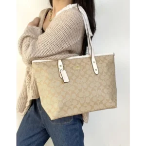 Imported Coach Handbag For Women (BT225)