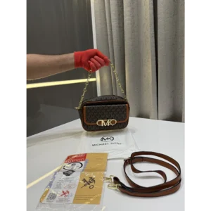 Classy Michael Kors Handbag For Women (J1910)