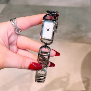 Trendy Michael Kors Watch For Women (SOS580)
