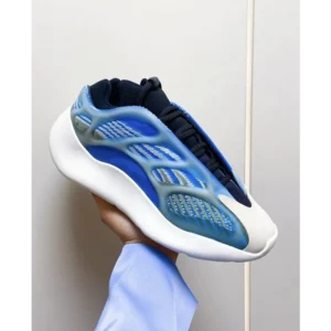 Classy Adidas Yeezy 700 V3 Shoes For Men (SW6197)