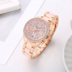 Trendy Michael Kors Watch For Women (SOS588)