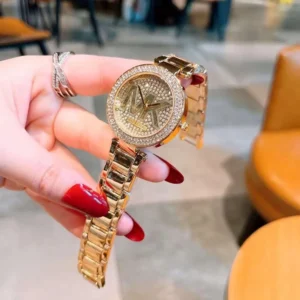 Trendy Michael Kors Watch For Women (SOS594)
