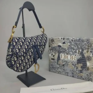 Classy Christian Dior Handbag For Women (J1841)