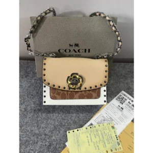 Classy Coach Handbag For Women (J1936)