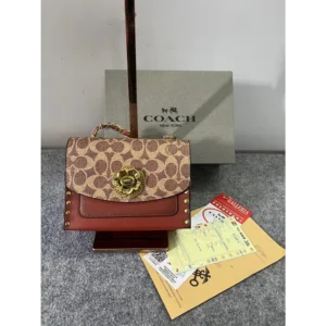 Classy Coach Handbag For Women (J1937)