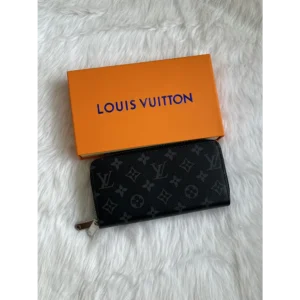 Trendy Louis Vuitton Wallet For Women (J2361)